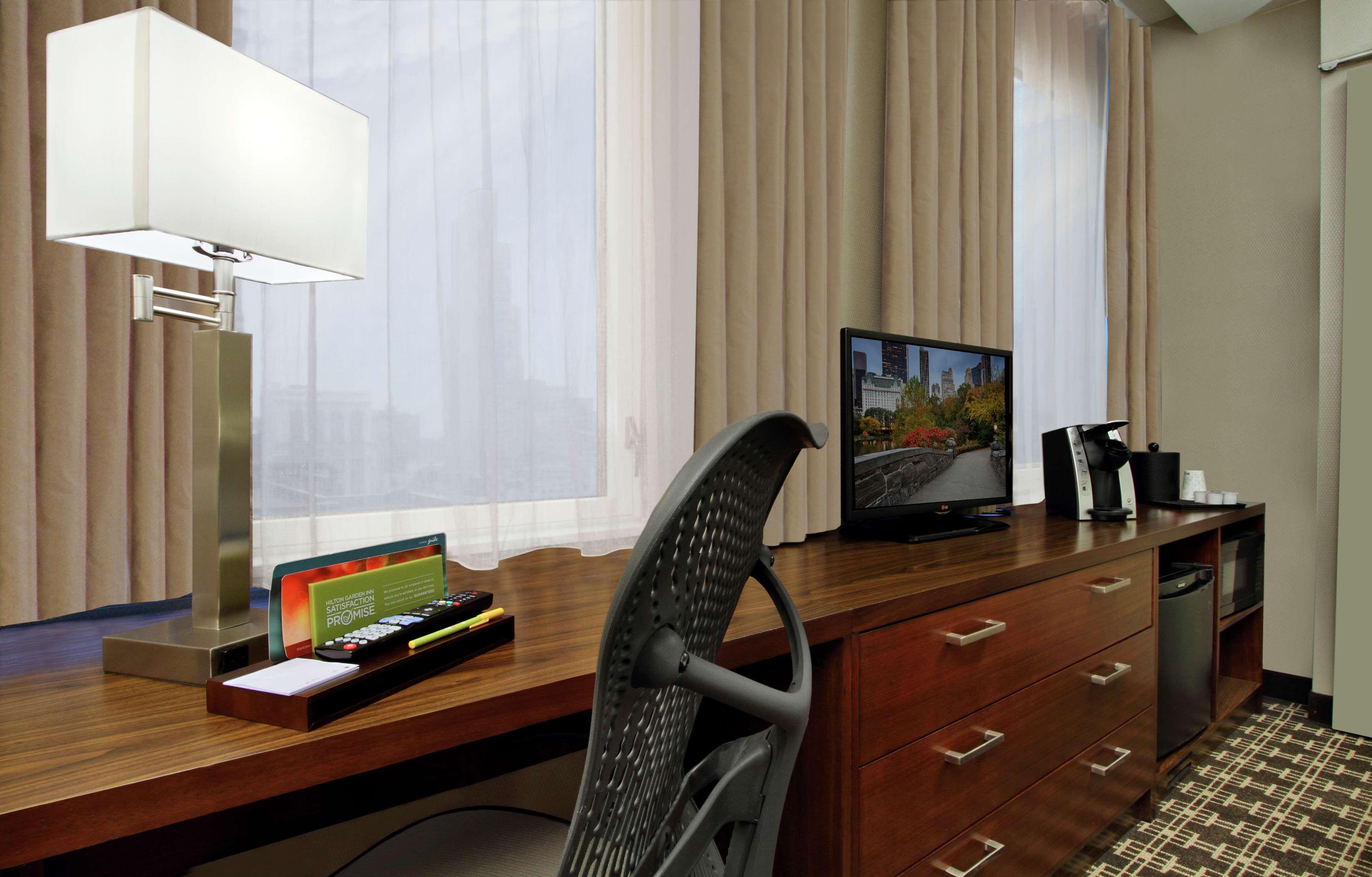 Hilton Garden Inn New York/Midtown Park Avenue Esterno foto